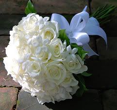 White Rose Mom Bouquet