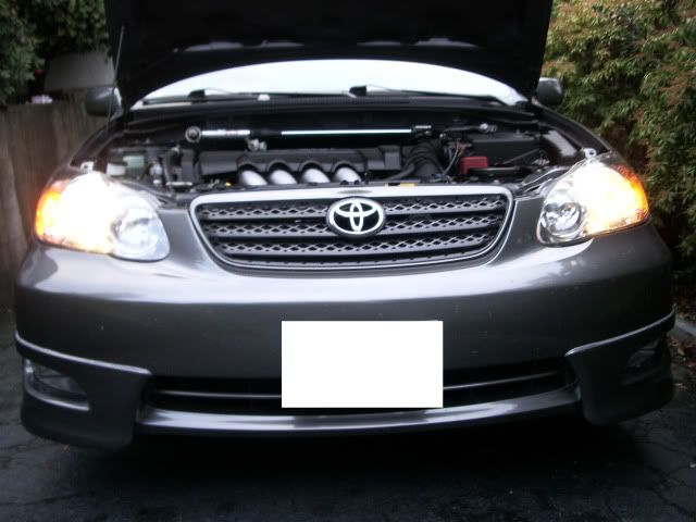 change headlight 2006 toyota corolla