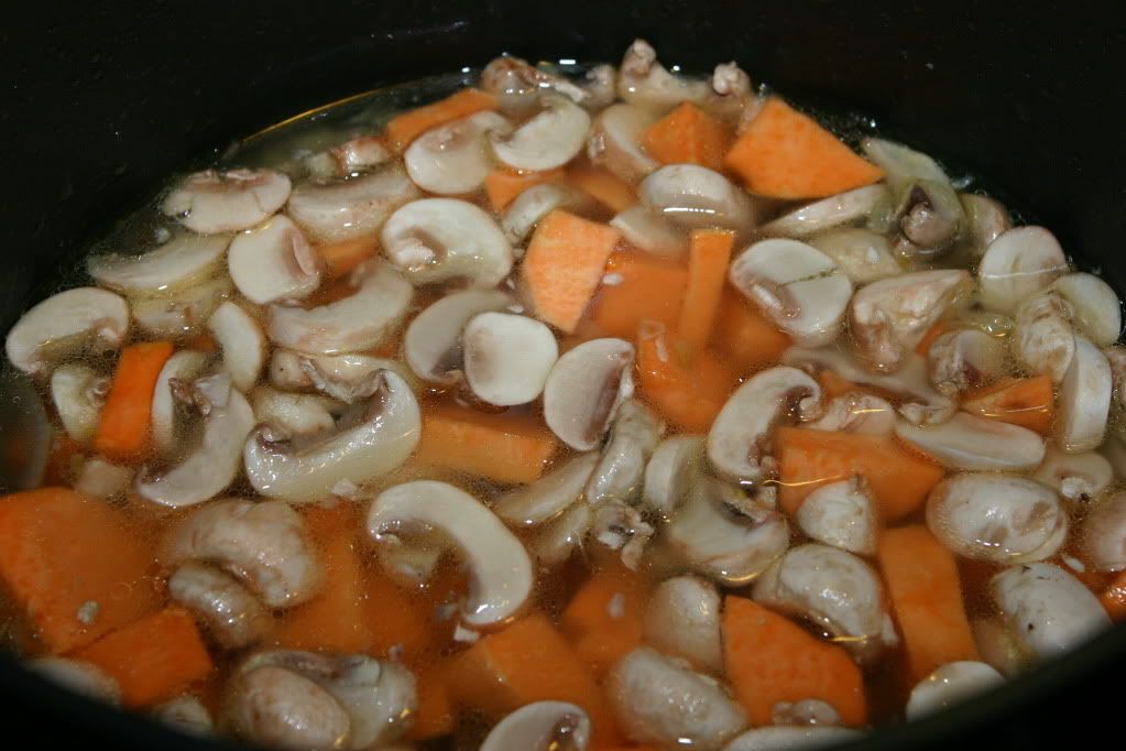 Sweet potatoes and mushrooms into the pool