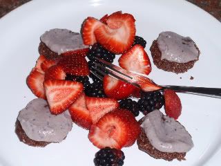 raw dessert brownie frosting fruit