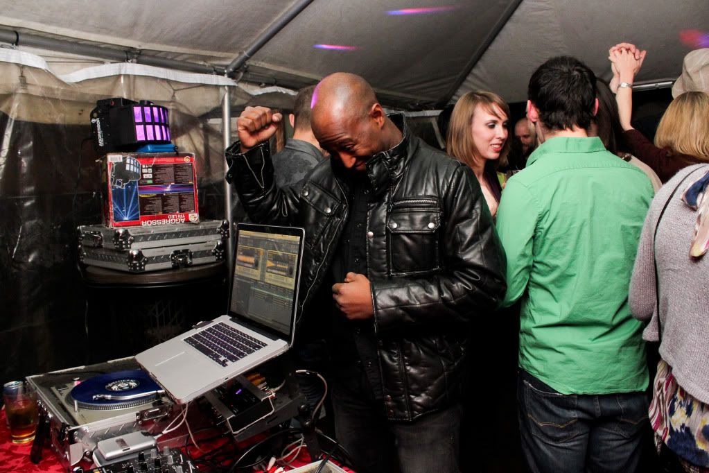 IMAGE: http://i679.photobucket.com/albums/vv157/awilliams87/IMG_2508.jpg