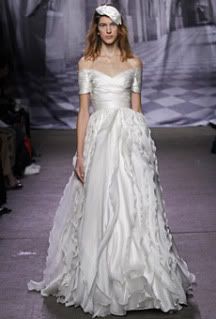 fashion trends,wedding gown,runway