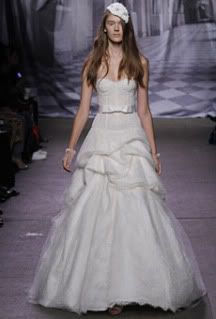 fashion trends,wedding gown,runway