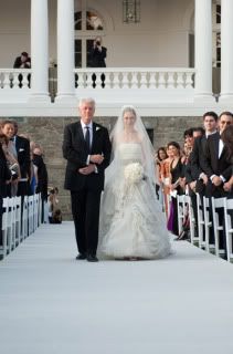 chelsea clinton,vera wang,wedding gown