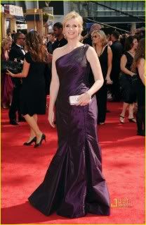 Emmy Awards 2010 Red Carpet Fashion