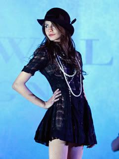 Gossip Girl Fashion Style Pictures, Images and Photos