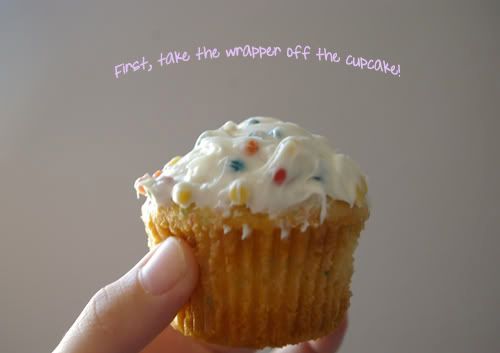 How to eat a cupcake 1